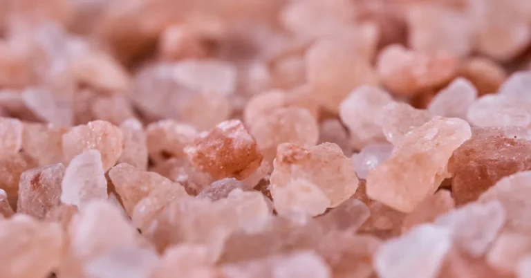 natural pink himalayan salt crystals